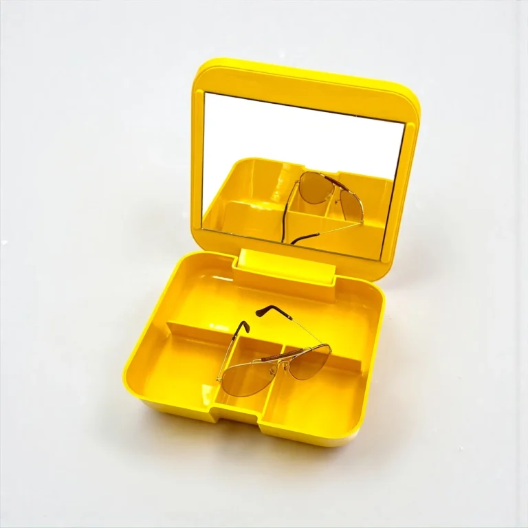 Makio Hasuike Vanity Set for Gedy 1970s yellow plastic mirror case