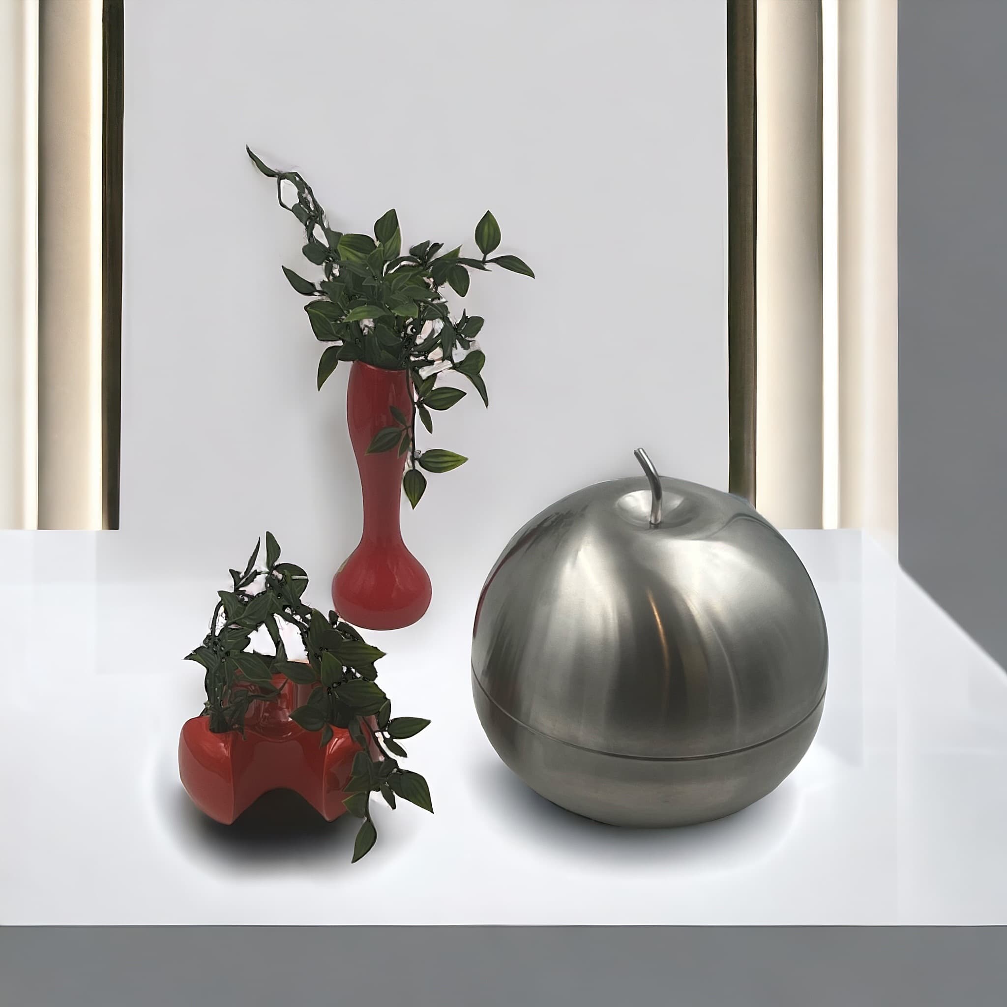 Morinox Stainless Steel Apple: Beautiful 70s Design Centerpiece - Image 4
