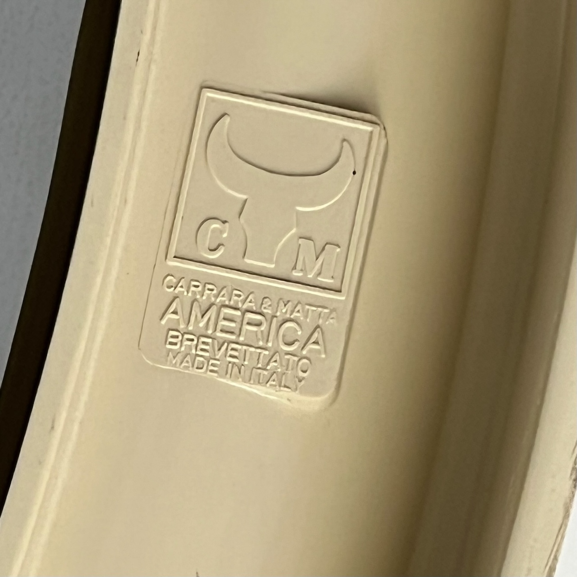 70s Wall Mirror by Carrara and Matta: Iconic Oval America Model - Image 9