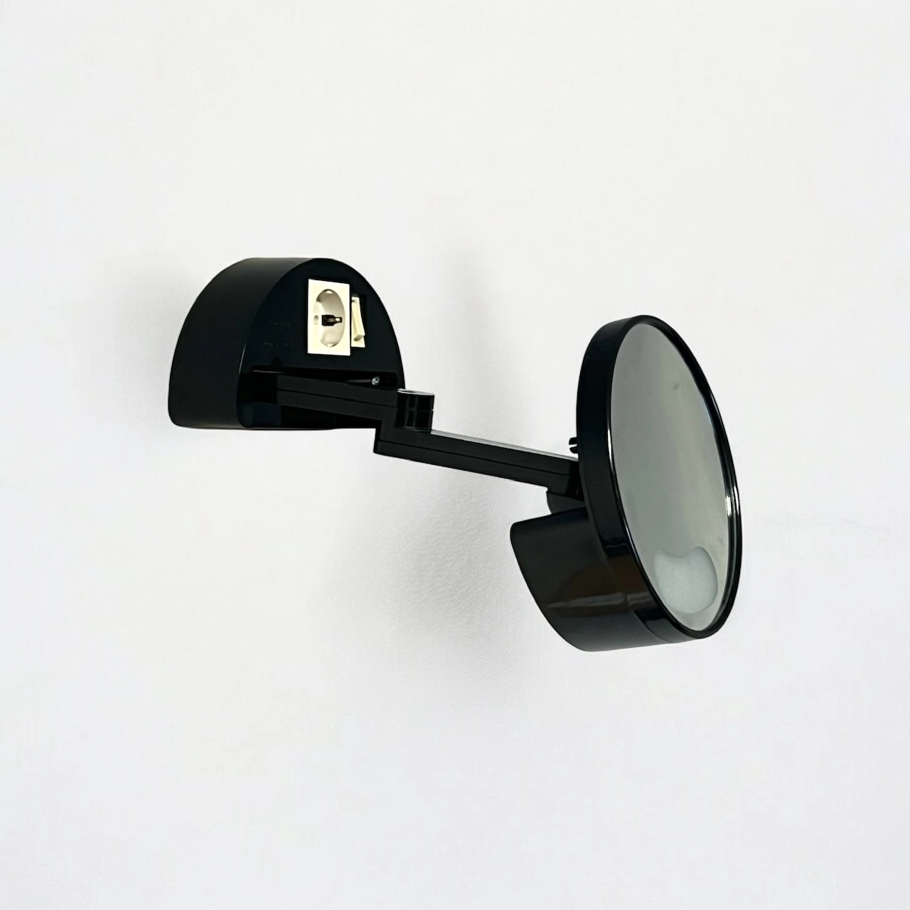 70s Wall Mirror with Light by Makio Hasuike for Gedy – Italian Design Classic - Image 6