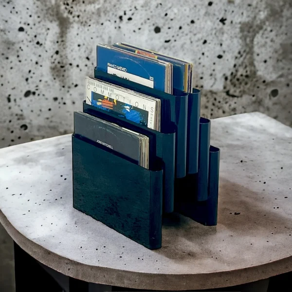 Giotto Stoppino Kartell Magazine Rack – Iconic 70s Design in