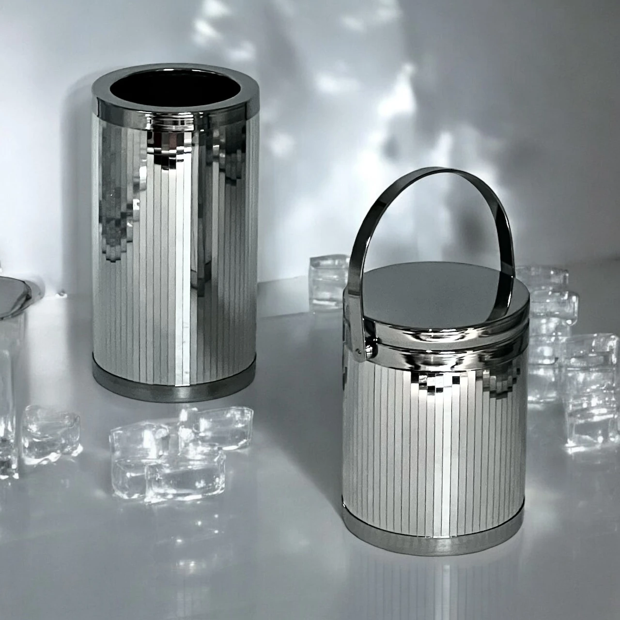 Retro 70s Bar - Iconic Chrome Ice Bucket and Glacette Set - Image 10