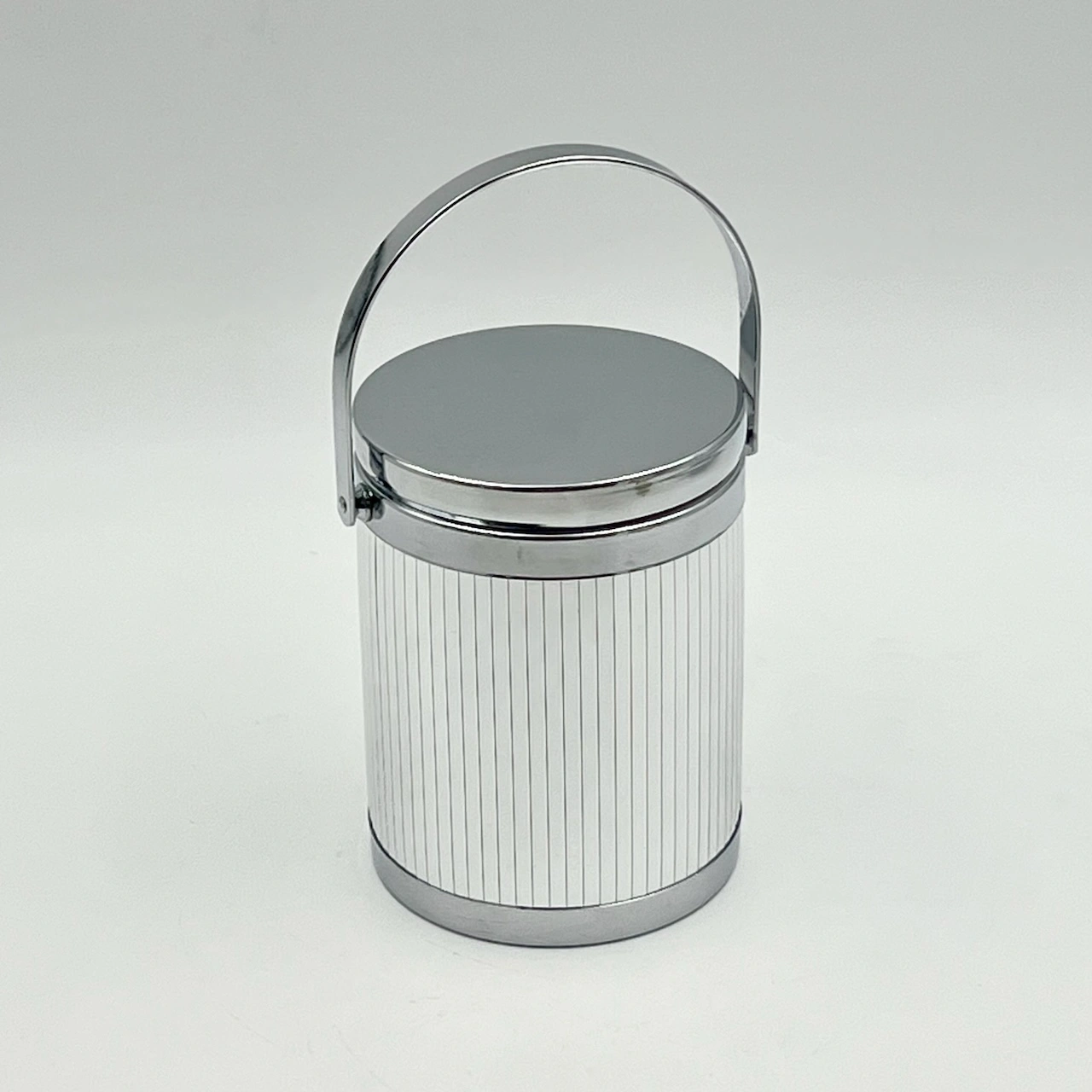 Retro 70s Bar - Iconic Chrome Ice Bucket and Glacette Set - Image 7