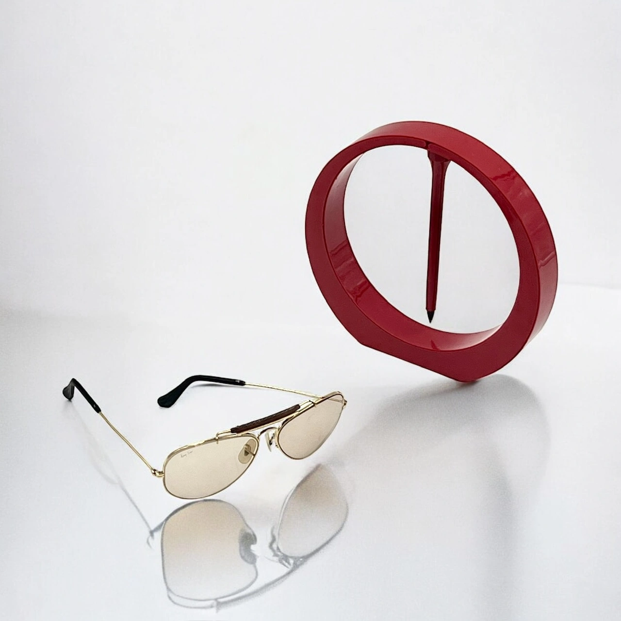 Space Age Decor 70s Biliko Pen Holder & Pen Set - Image 10