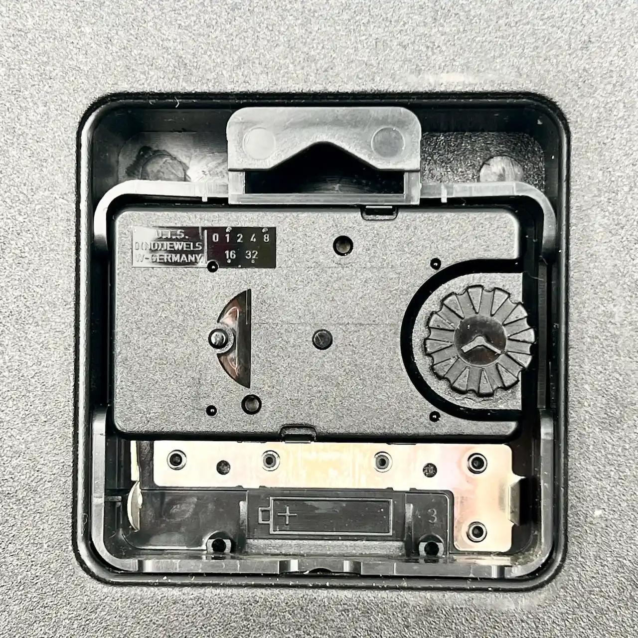 Veglia Borletti Italy Wall Clock - Iconic 80s Design - Image 7