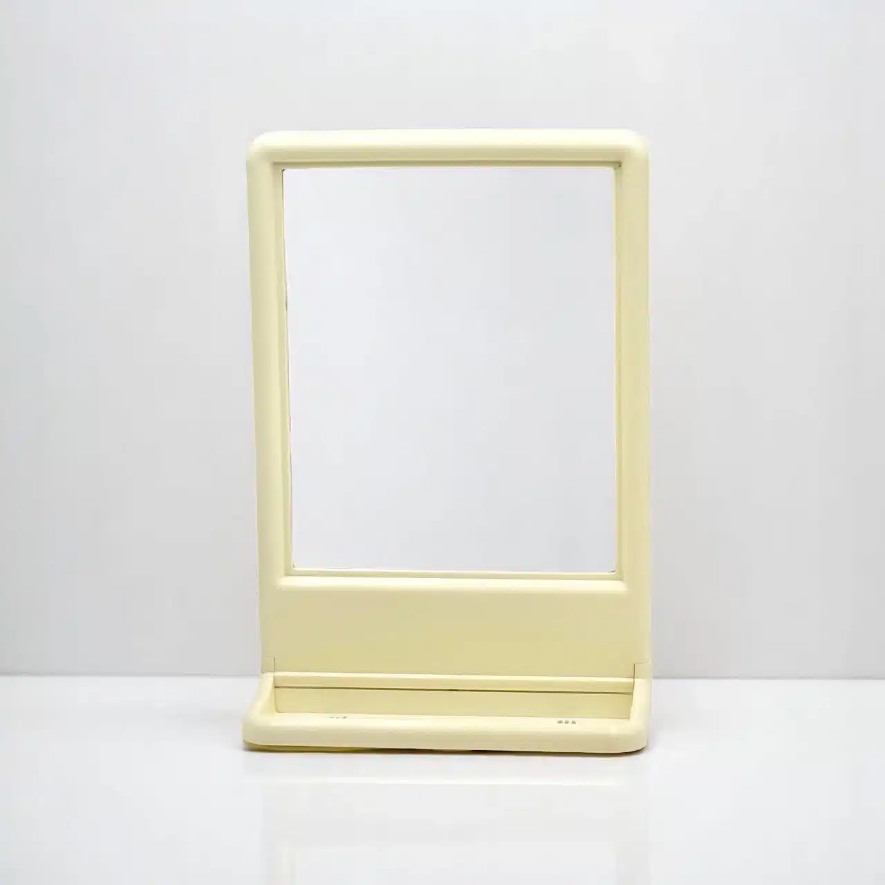 Charming 70s Vintage Mirror with Rare Built-In Shelf - Image 3