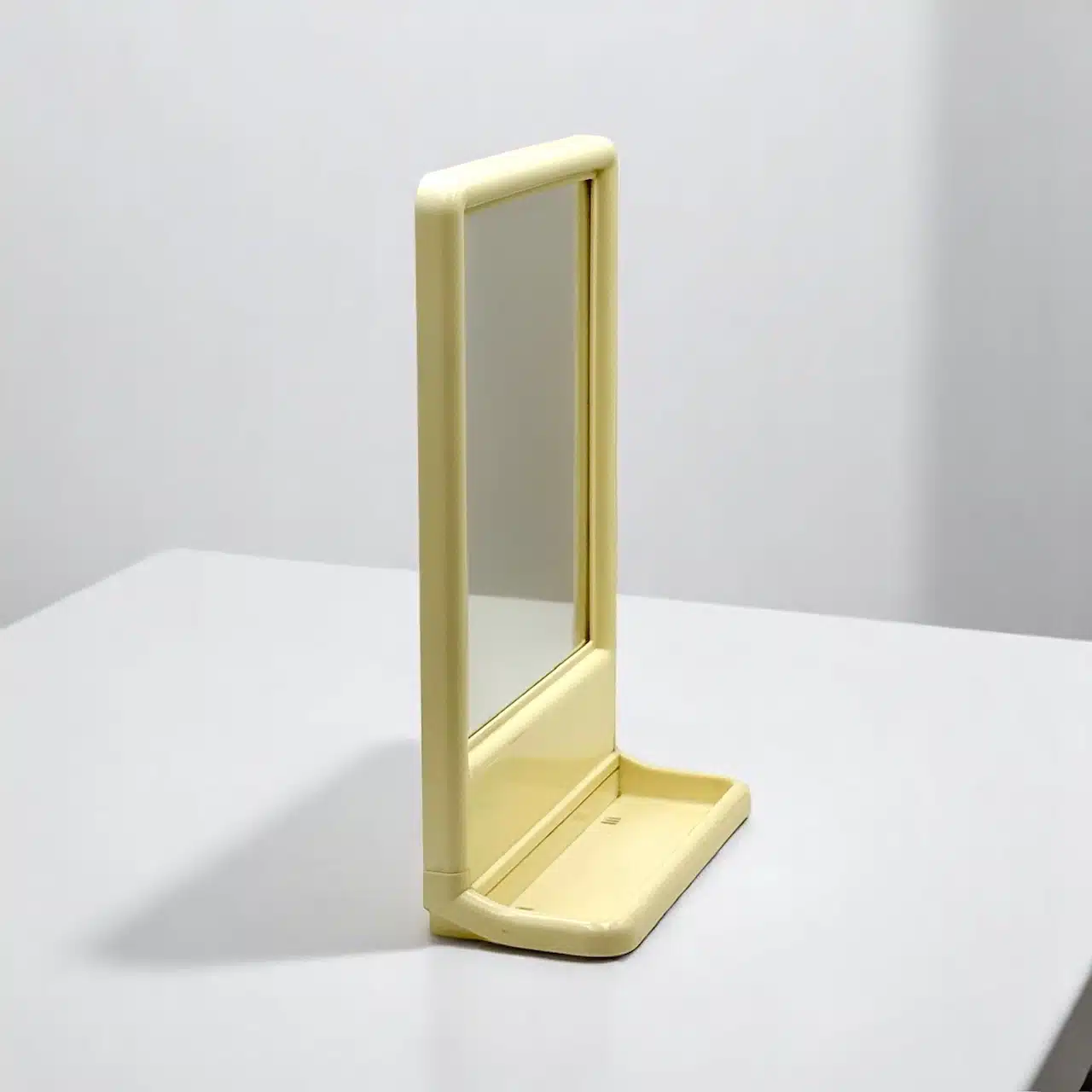 Charming 70s Vintage Mirror with Rare Built-In Shelf - Image 4