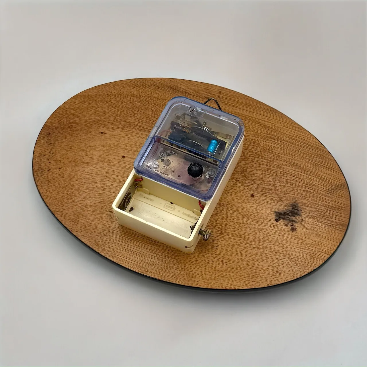 Elegant Vintage Wall Clock in Black Formica – ODO France 60s Treasure - Image 9