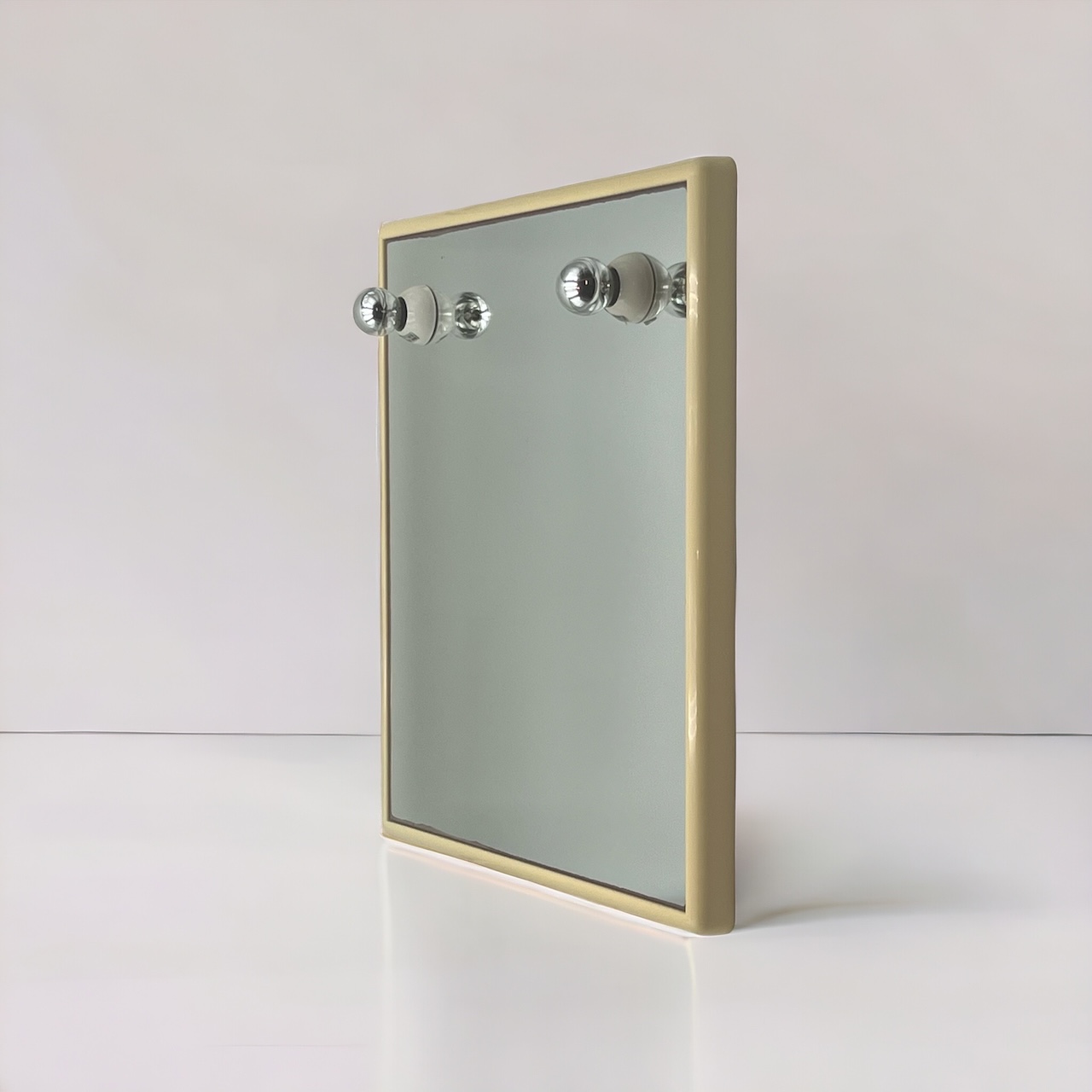 Vintage 80s Gedy Wall Mirror with Integrated Lamps - Italian Design Elegance - Image 9