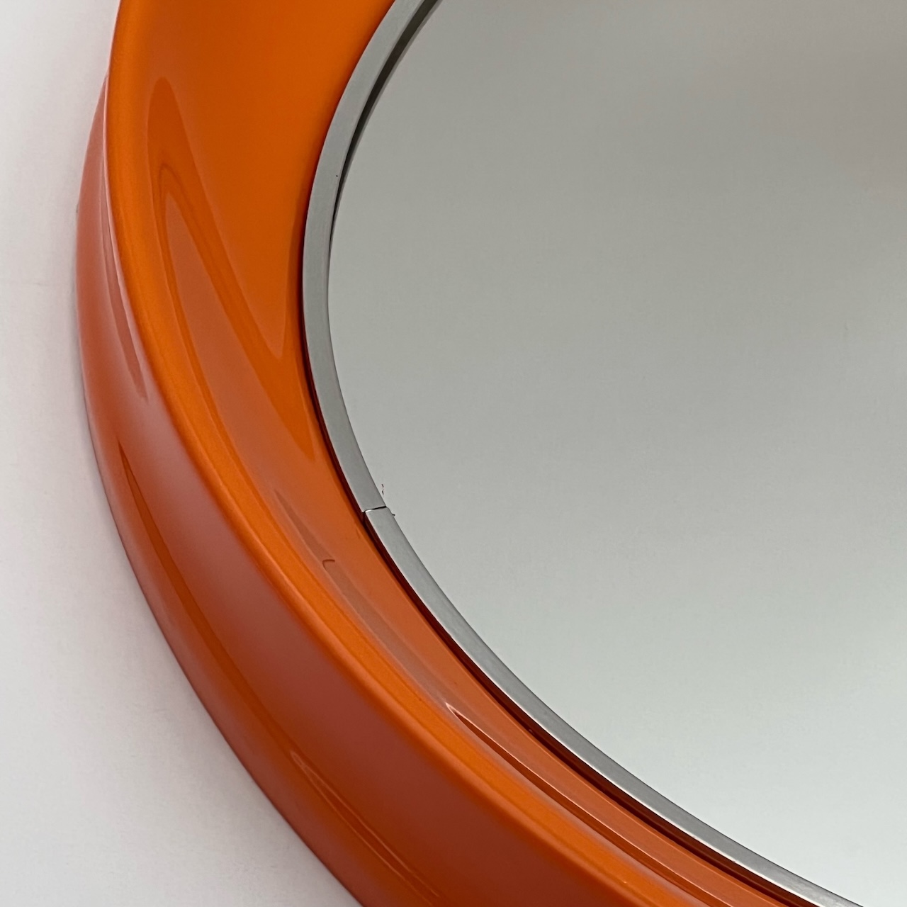 Space Age Orange Oval Mirror SALC Cantu 70s - Image 4