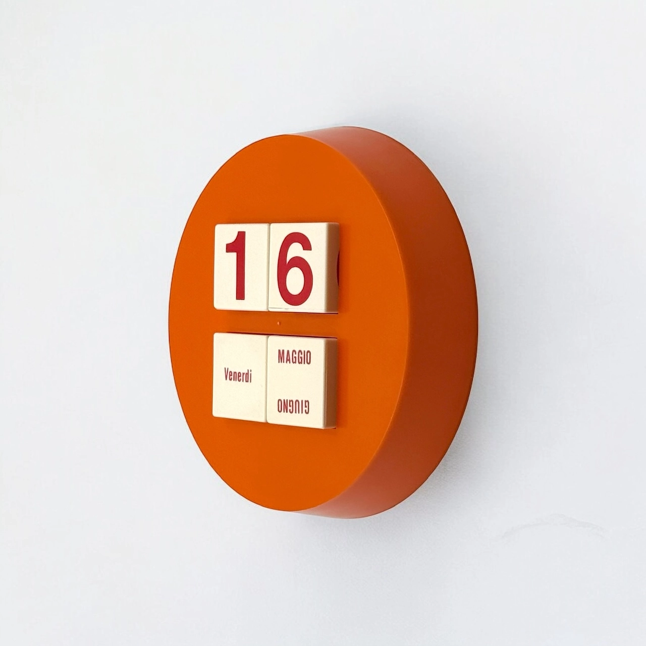 Vintage 1970s Space Age Calendar – Iconic Italian Design in Orange - Image 3