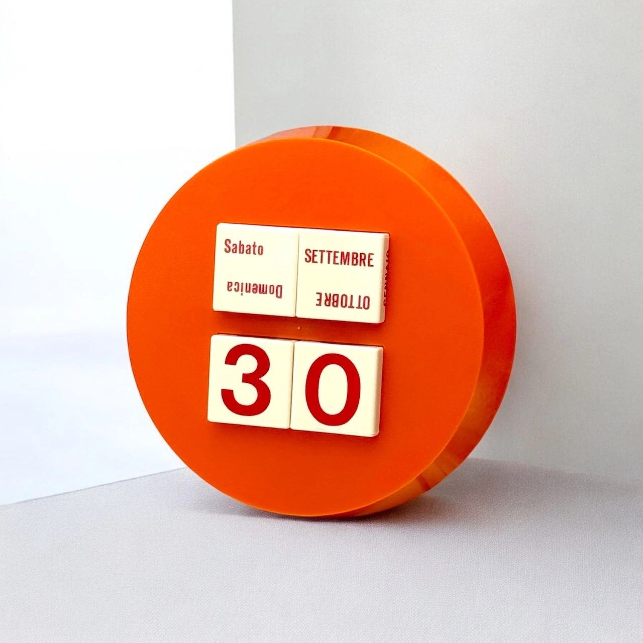 Vintage 1970s Space Age Calendar – Iconic Italian Design in Orange - Image 5