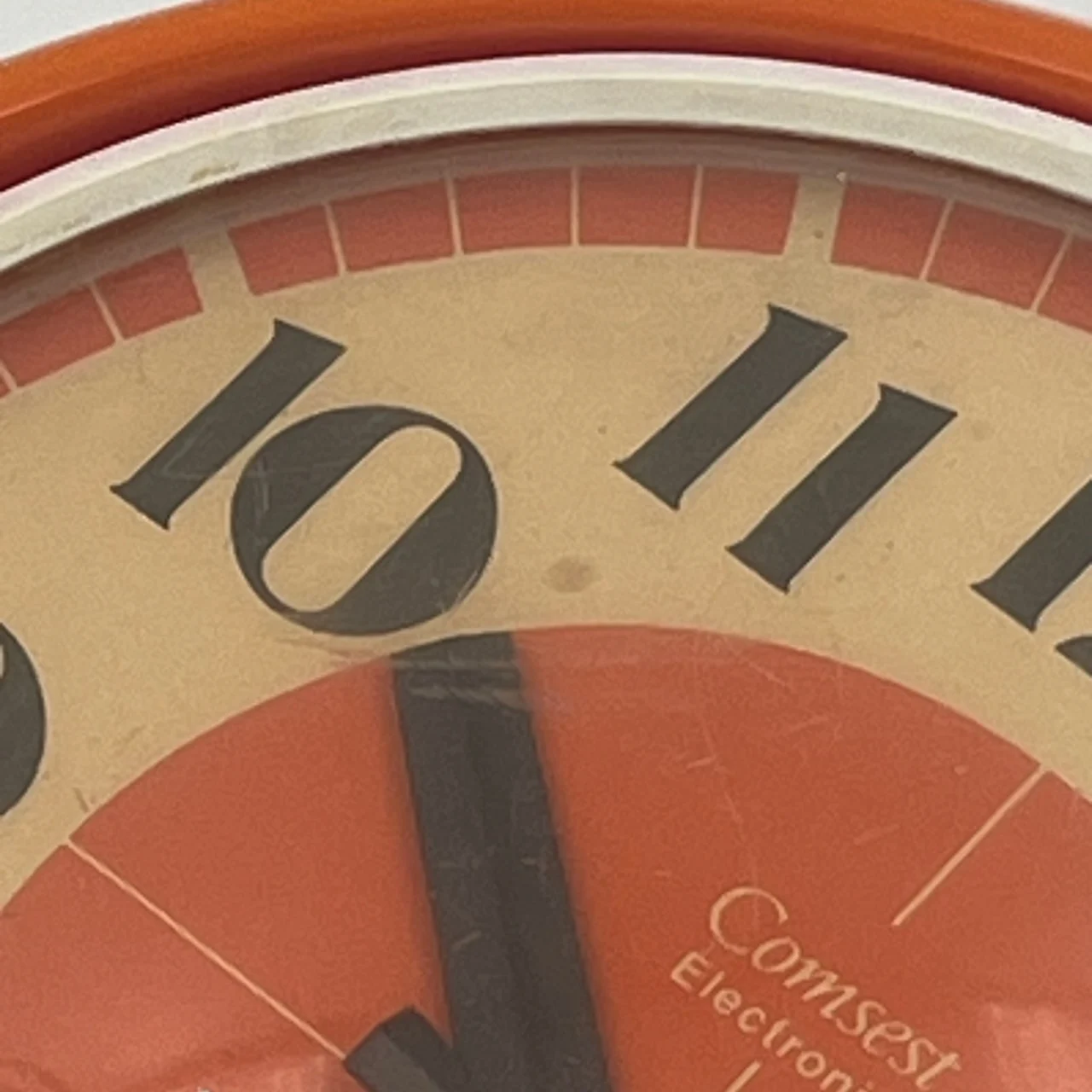 Vintage Space Age 70s Clock by Comsest - Made in Italy - Image 6