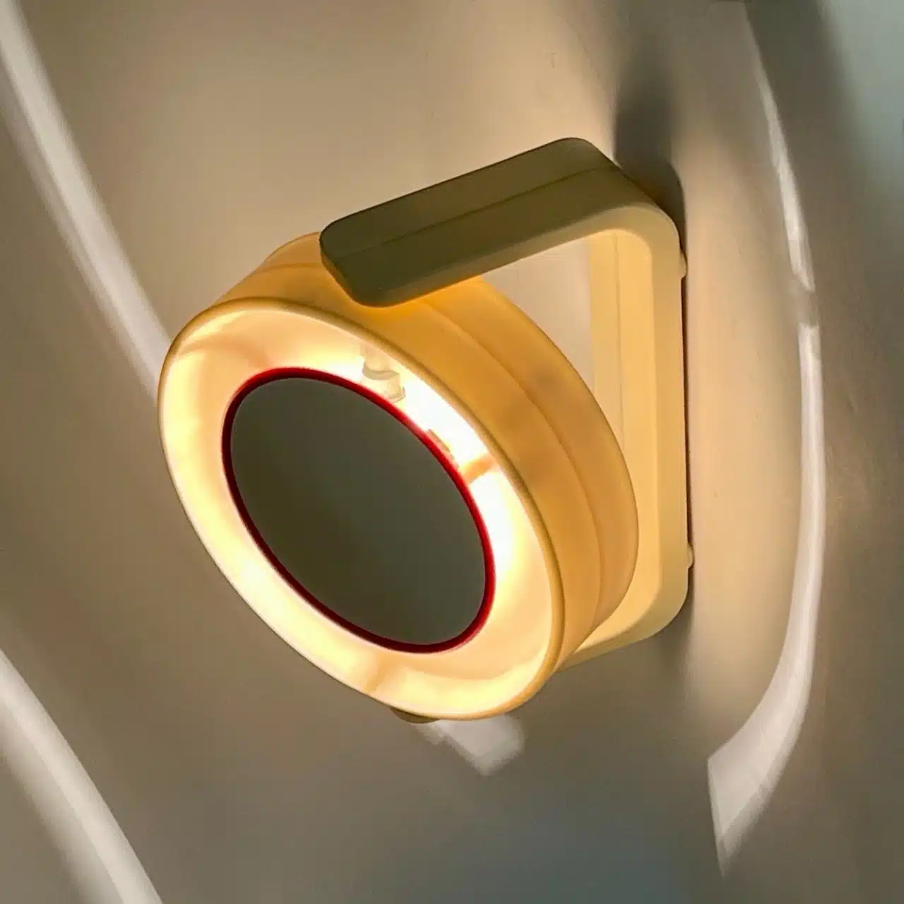 Vintage Allstar Space Age Mirror with Light: Rare 60s Design - Image 9