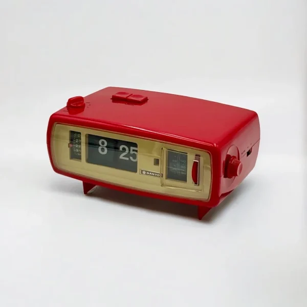 Vintage Flip Clock Sanyo SCA-T45 with Radio and Alarm 1960s-70s