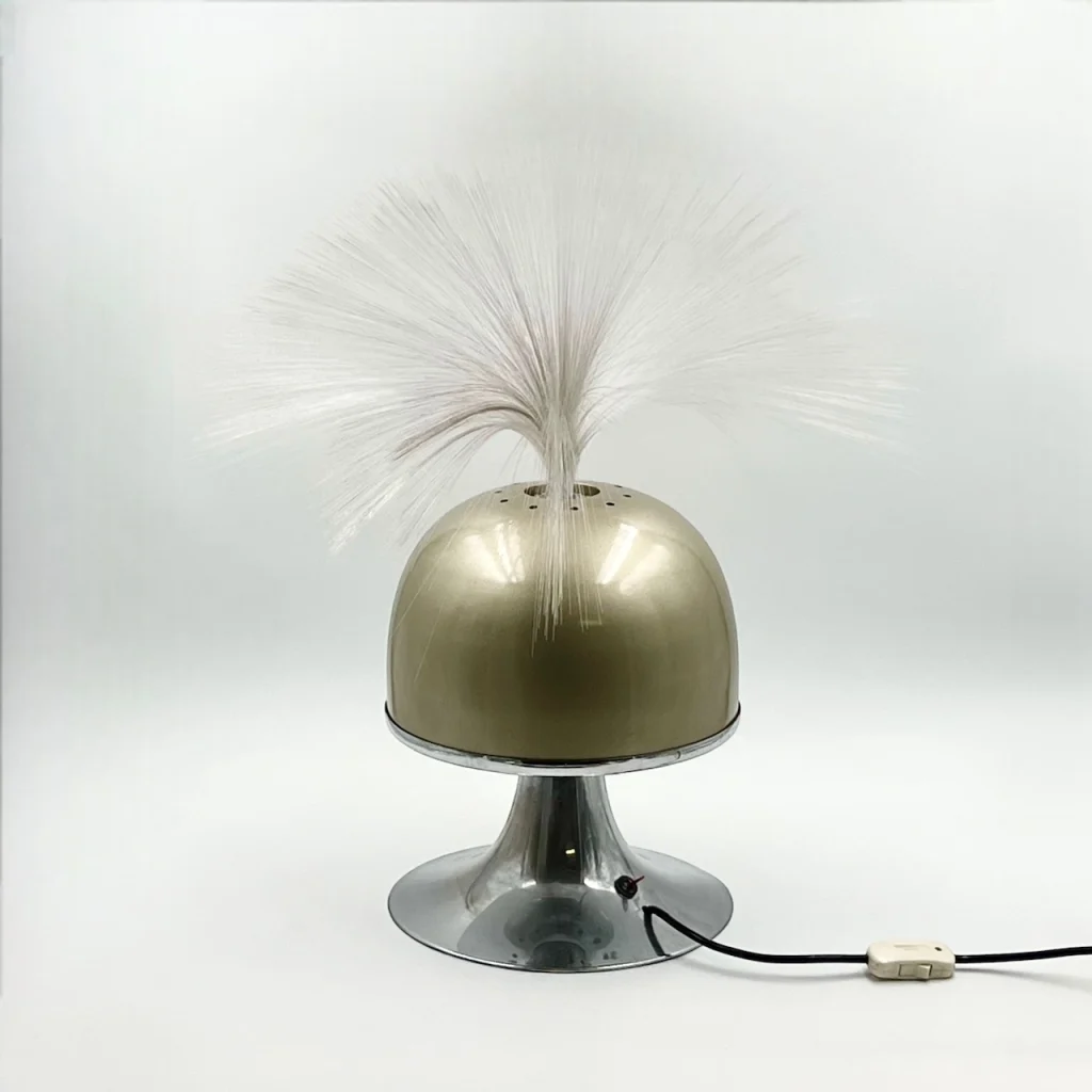 60s Ambient Lamp: Vintage Rotating Metal Light with Color Effect - Image 11