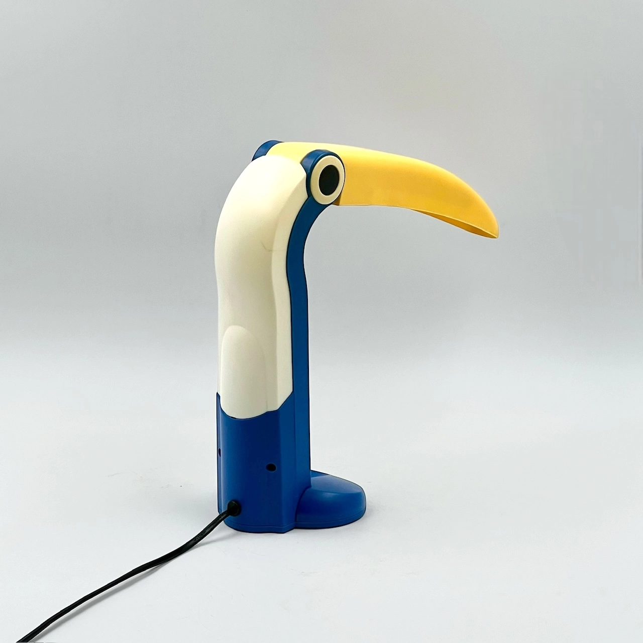 Multicolor 80s Lamp: Toucan by HT Huang for Lenoir Italy - Image 5