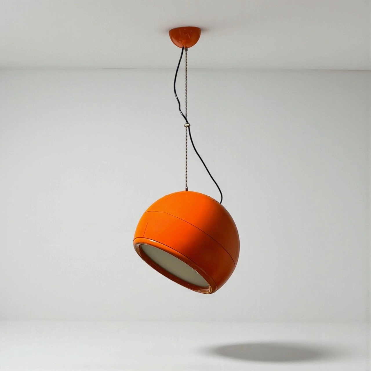 Rare Artemide Pallade orange pendant light Space Age design