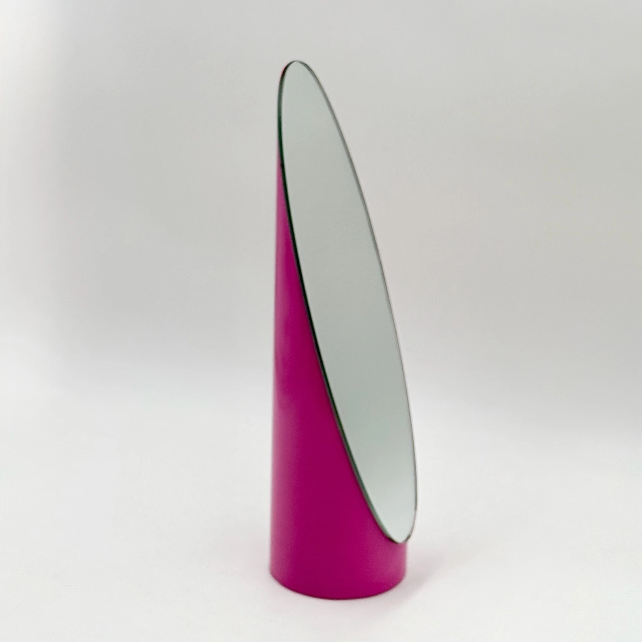 1970s Italian fuchsia pink lipstick mirror tabletop Italian Pop design