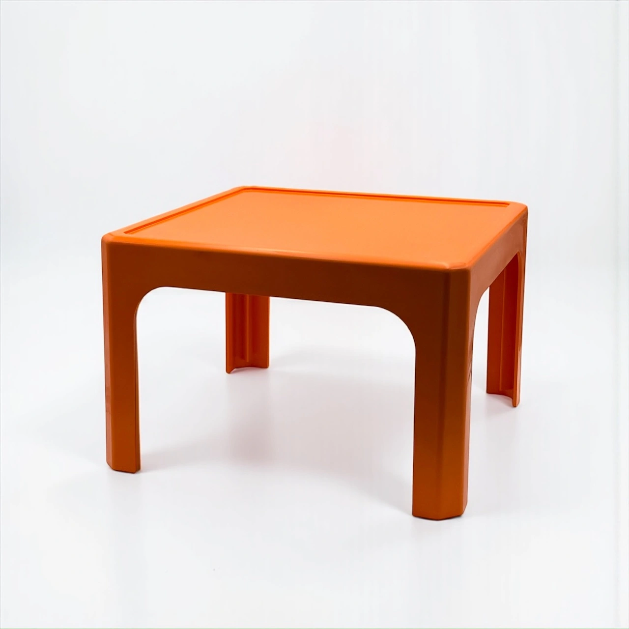 french plastic side table gilac 1872 orange injection molded plastic france 1970s